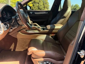 Porsche Cayenne Turbo  - 102300 лв. / 52305.16 € - 37665297 4