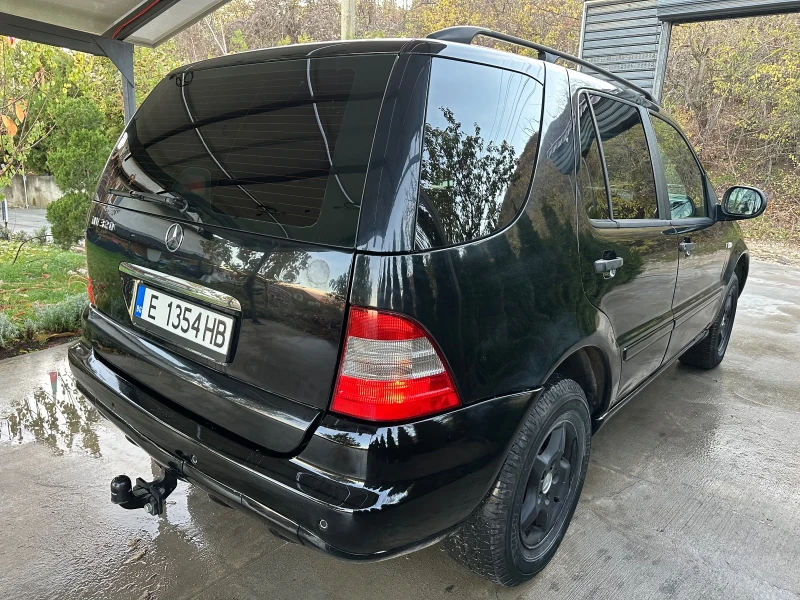 Mercedes-Benz ML 320 FACELIFT* PIONNER* КОЖА* ТЕГЛИЧ* BRC* ПОДГРЕВ, снимка 6 - Автомобили и джипове - 48016995