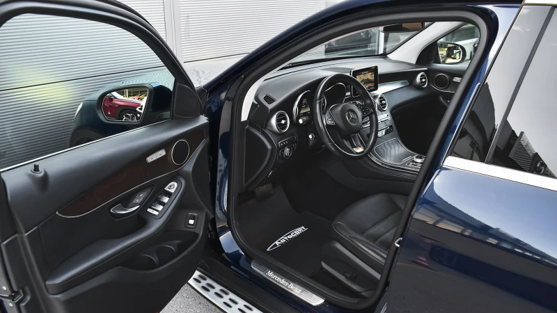 Mercedes-Benz GLC 250 d 4MATIC, снимка 8 - Автомобили и джипове - 51018014