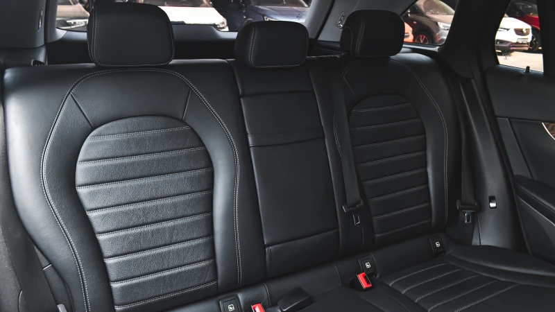 Mercedes-Benz GLC 250 d 4MATIC, снимка 11 - Автомобили и джипове - 51018014