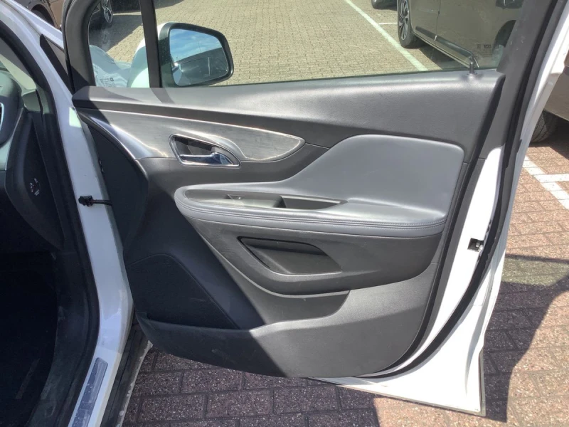 Opel Mokka 1.6CDTi, снимка 13 - Автомобили и джипове - 53026403