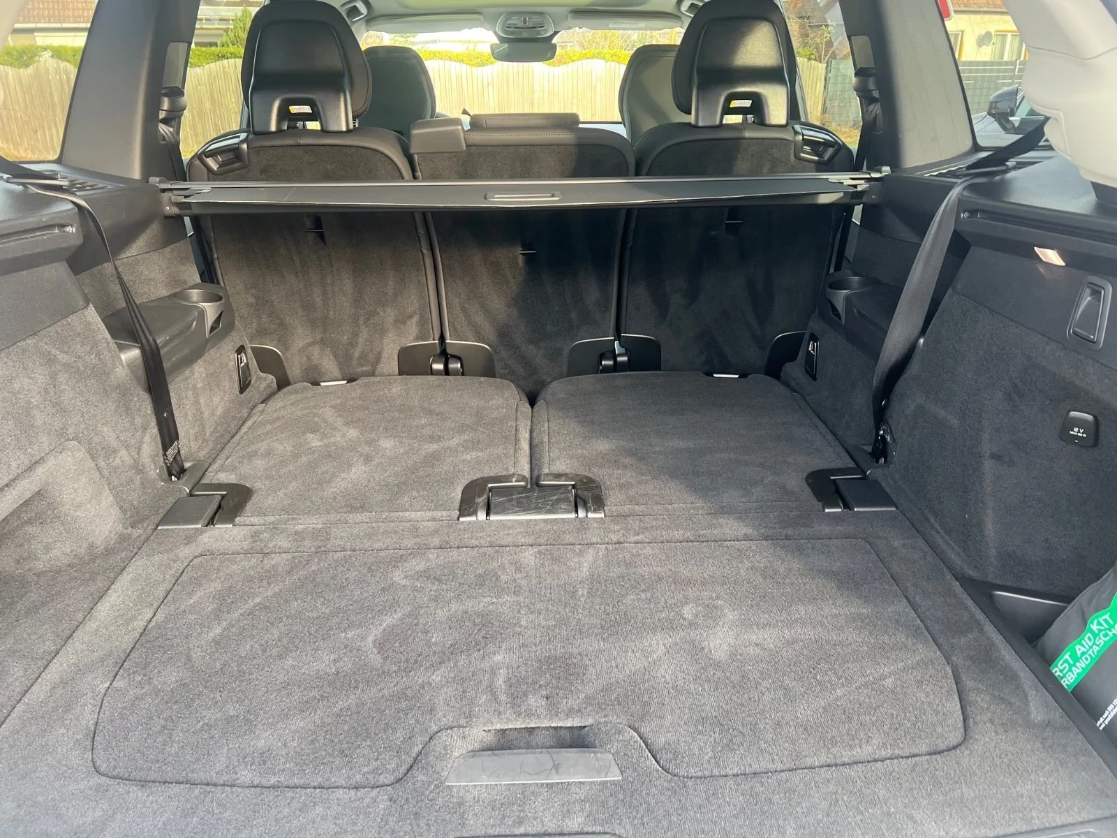 Volvo Xc90 B5 AWD Plus, снимка 11 - Автомобили и джипове - 42025783