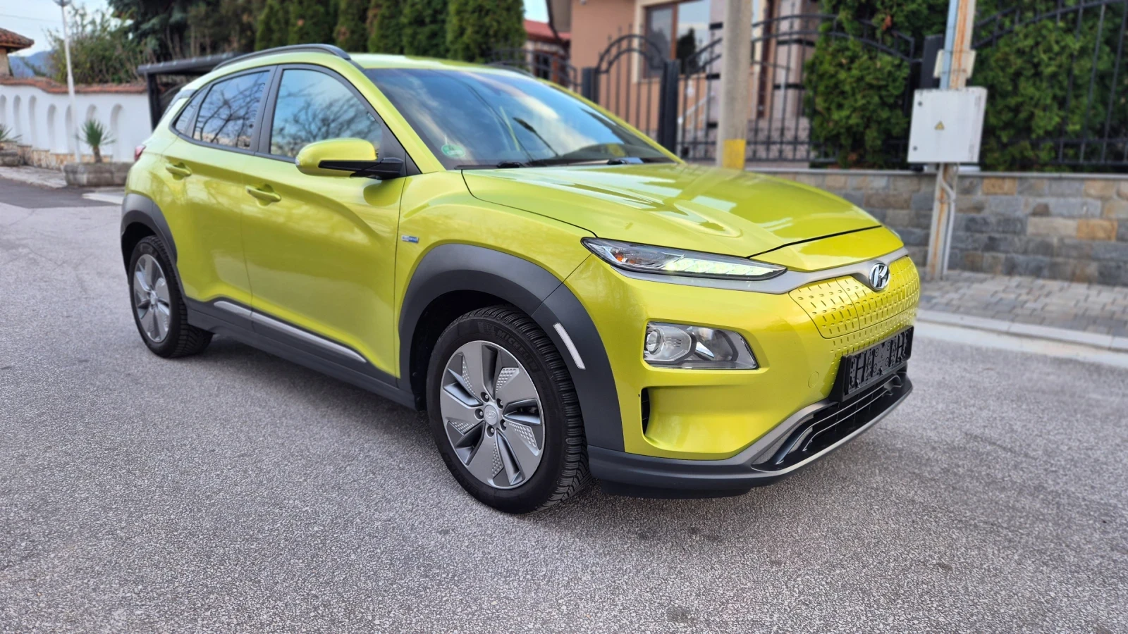 Hyundai Kona 64 kWh Fashion - изображение 2