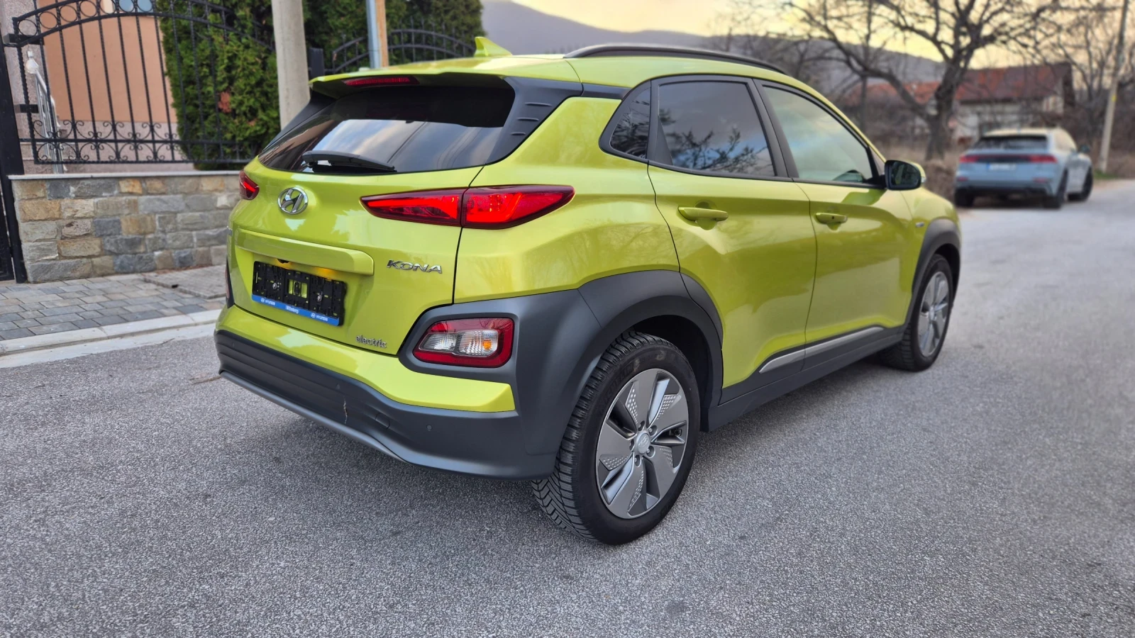 Hyundai Kona 64 kWh Fashion - изображение 4