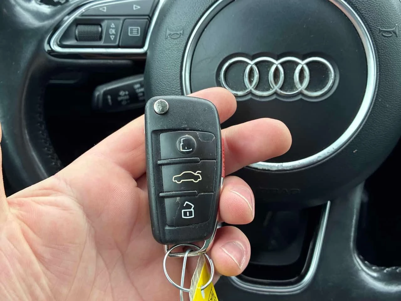 Audi Q3 TECHNIK QUATTRO * LED* ПОДГРЕВИ* ПАНОРАМА* , снимка 14 - Автомобили и джипове - 53804515