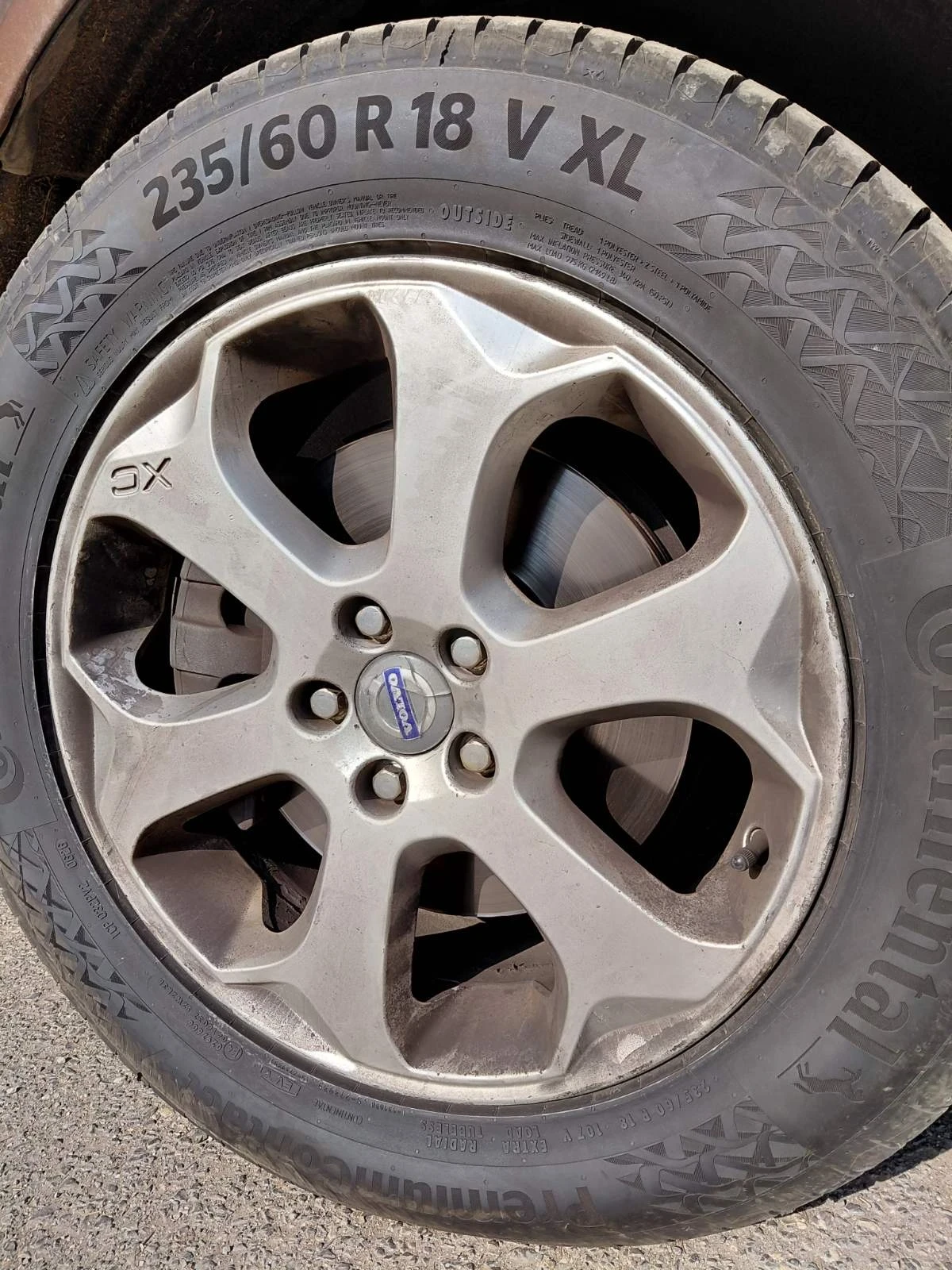 Volvo XC60 D5 AWD, снимка 2 - Автомобили и джипове - 53875650