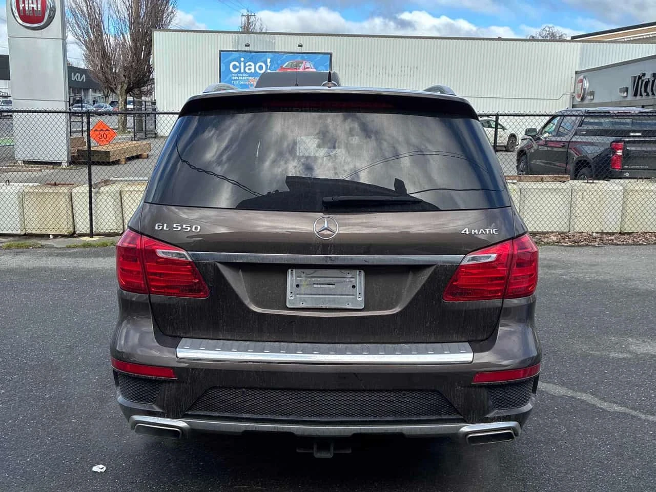 Mercedes-Benz GL 550 * CARFAX * ЦЕНА ДО БГ, снимка 4 - Автомобили и джипове - 54001720