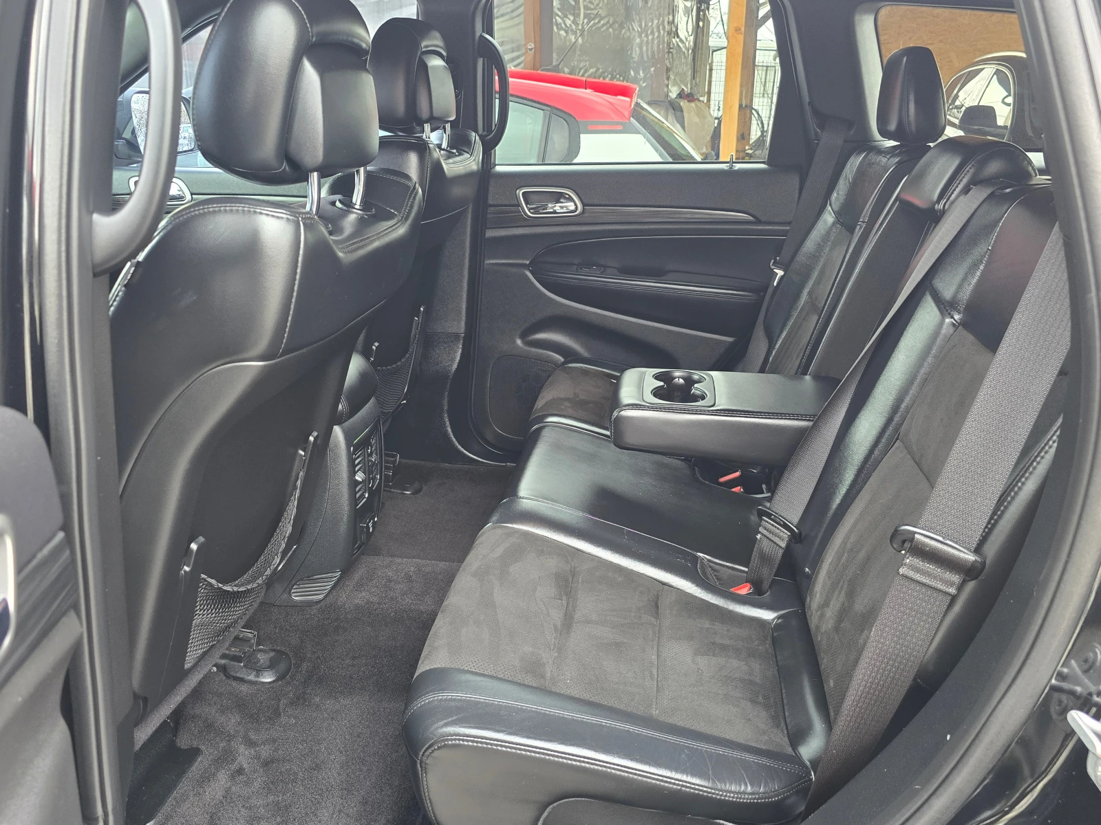 Jeep Cherokee 3.6i/ Авт./Лизинг, снимка 15 - Автомобили и джипове - 54080044