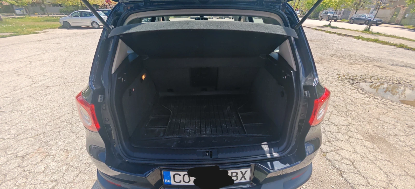VW Tiguan, снимка 16 - Автомобили и джипове - 54494544