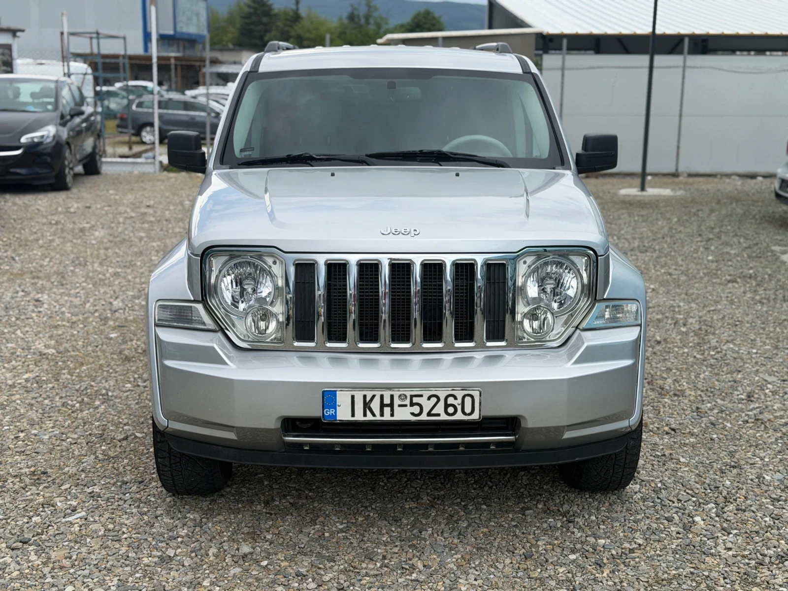 Jeep Cherokee 3.7i/205hp/LPG/4X4/Automatic/, снимка 2 - Автомобили и джипове - 54718248