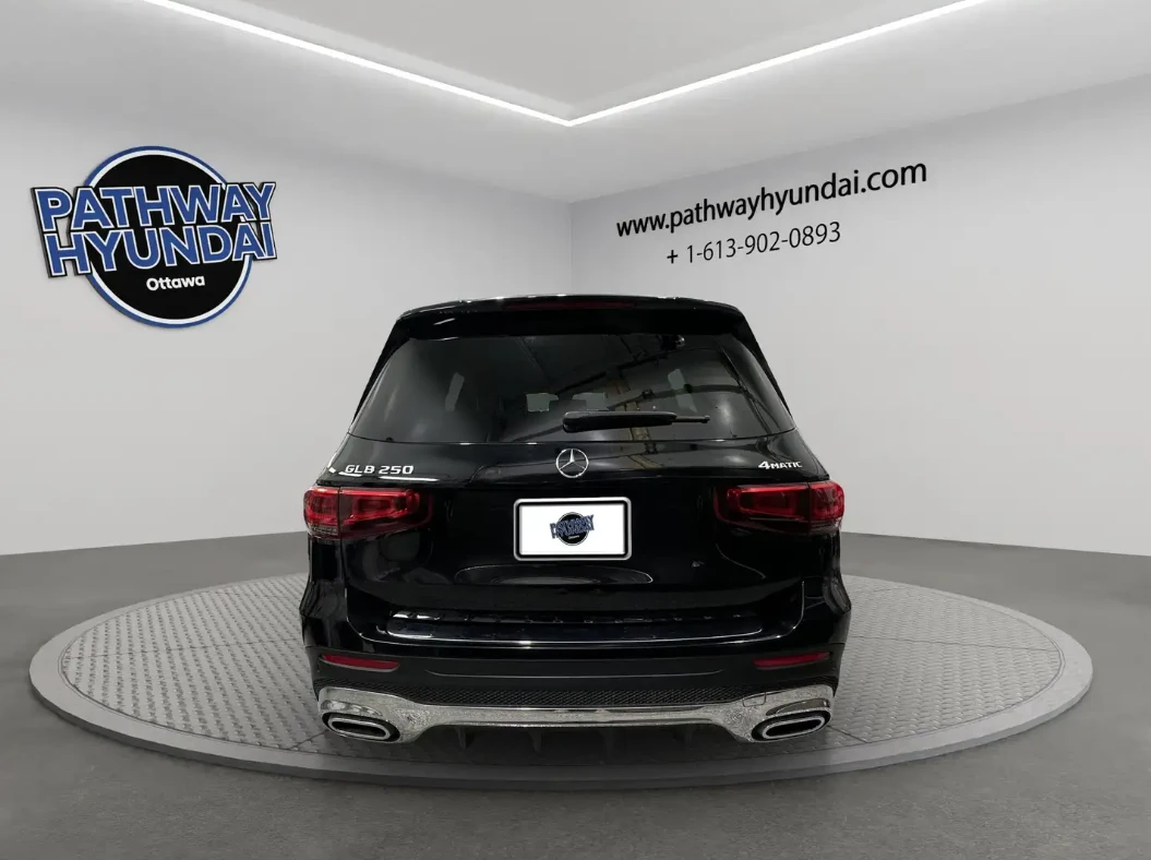 Mercedes-Benz GLB 250, снимка 13 - Автомобили и джипове - 54968825