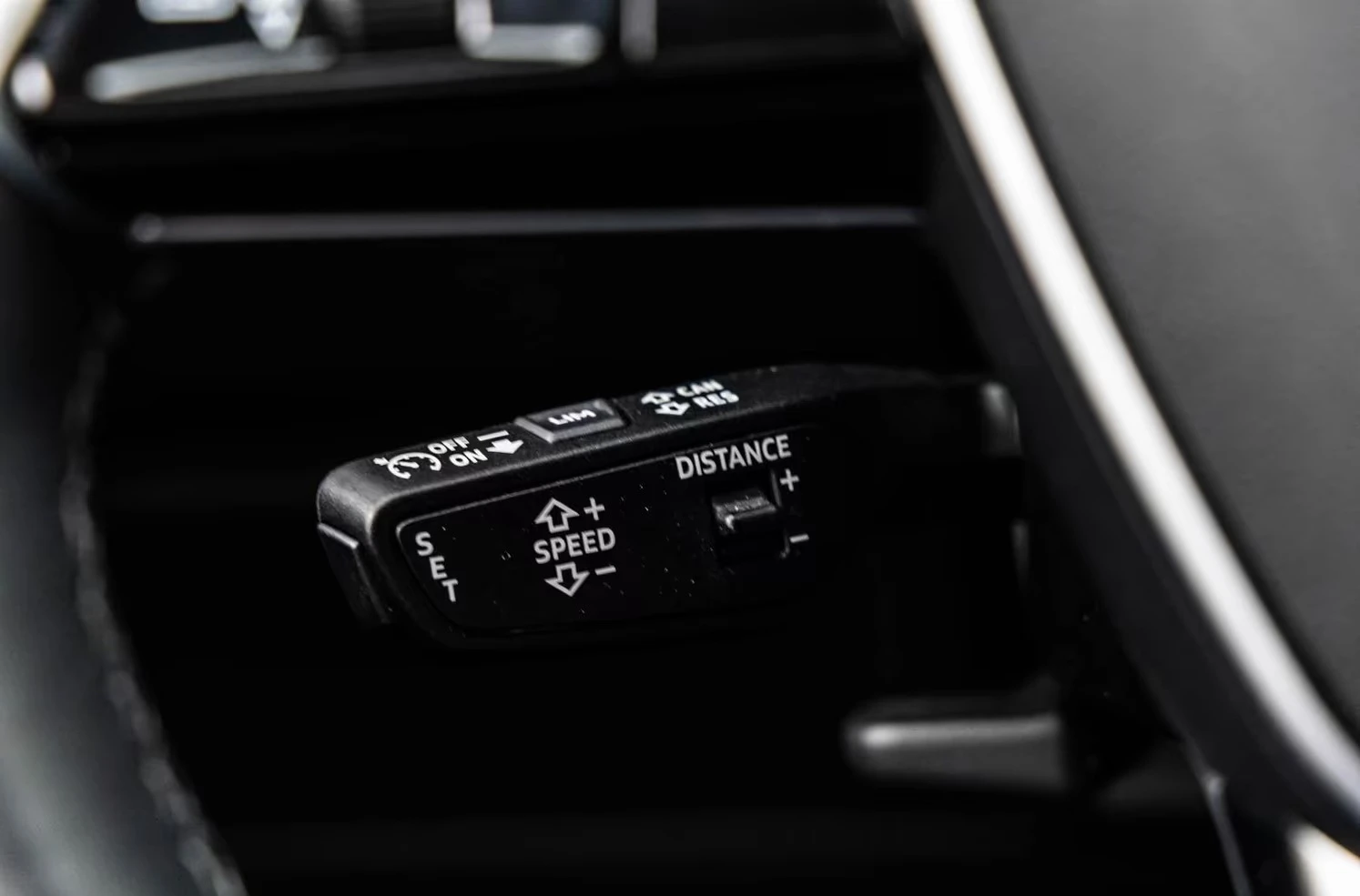 Audi Q8 50 E-TRON/ S-LINE/ QUATTRO/ SPORTBACK/ 360/ MATRIX, снимка 13 - Автомобили и джипове - 55204052