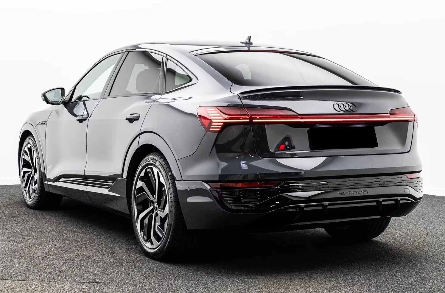 Audi Q8 50 E-TRON/ S-LINE/ QUATTRO/ SPORTBACK/ 360/ MATRIX, снимка 5 - Автомобили и джипове - 55204052