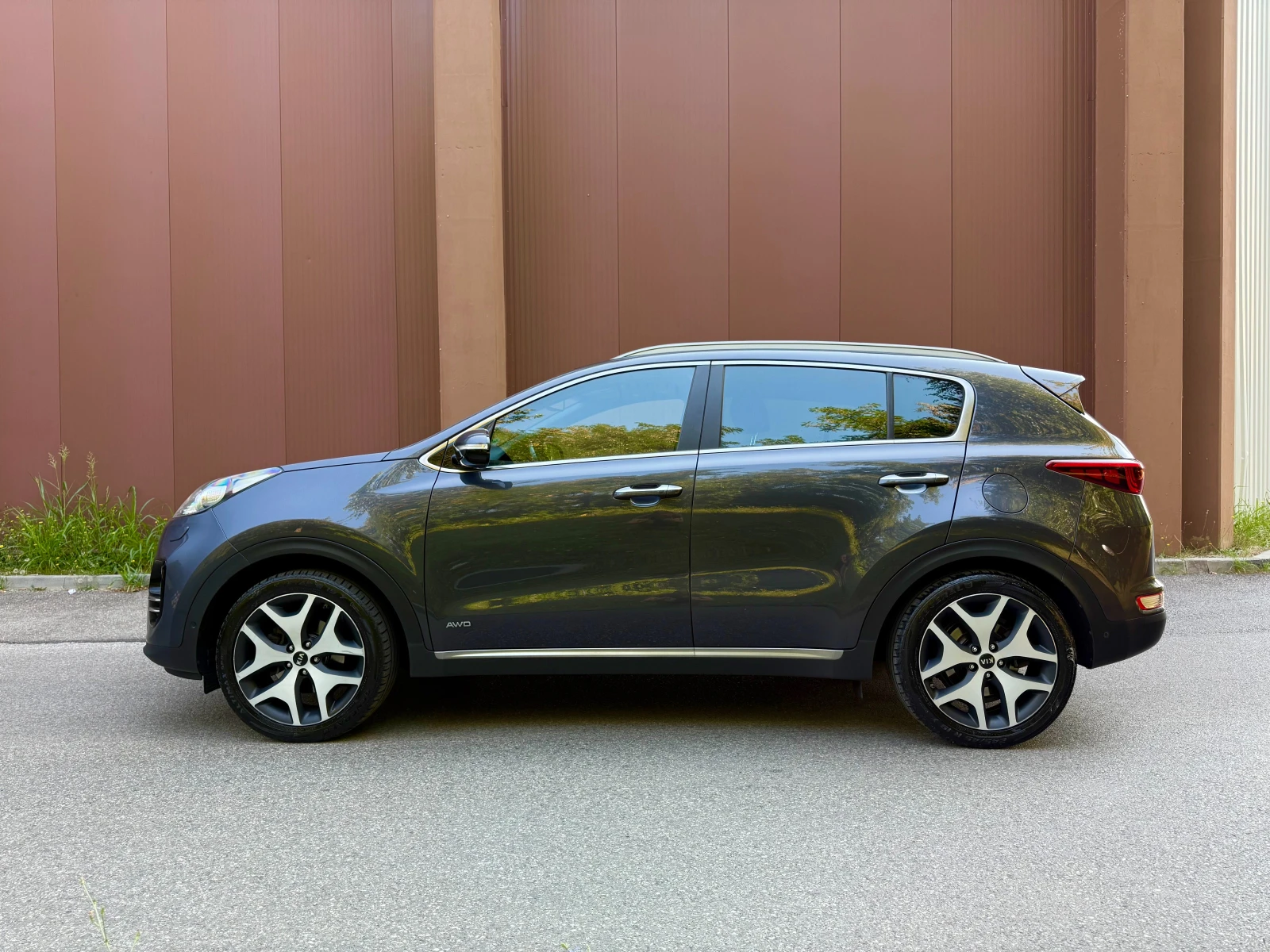 Kia Sportage 2.0D 185к.с. GT-Line ГАРАНЦИЯ 6 МЕСЕЦА ИЛИ 5000КМ, снимка 2 - Автомобили и джипове - 55559511
