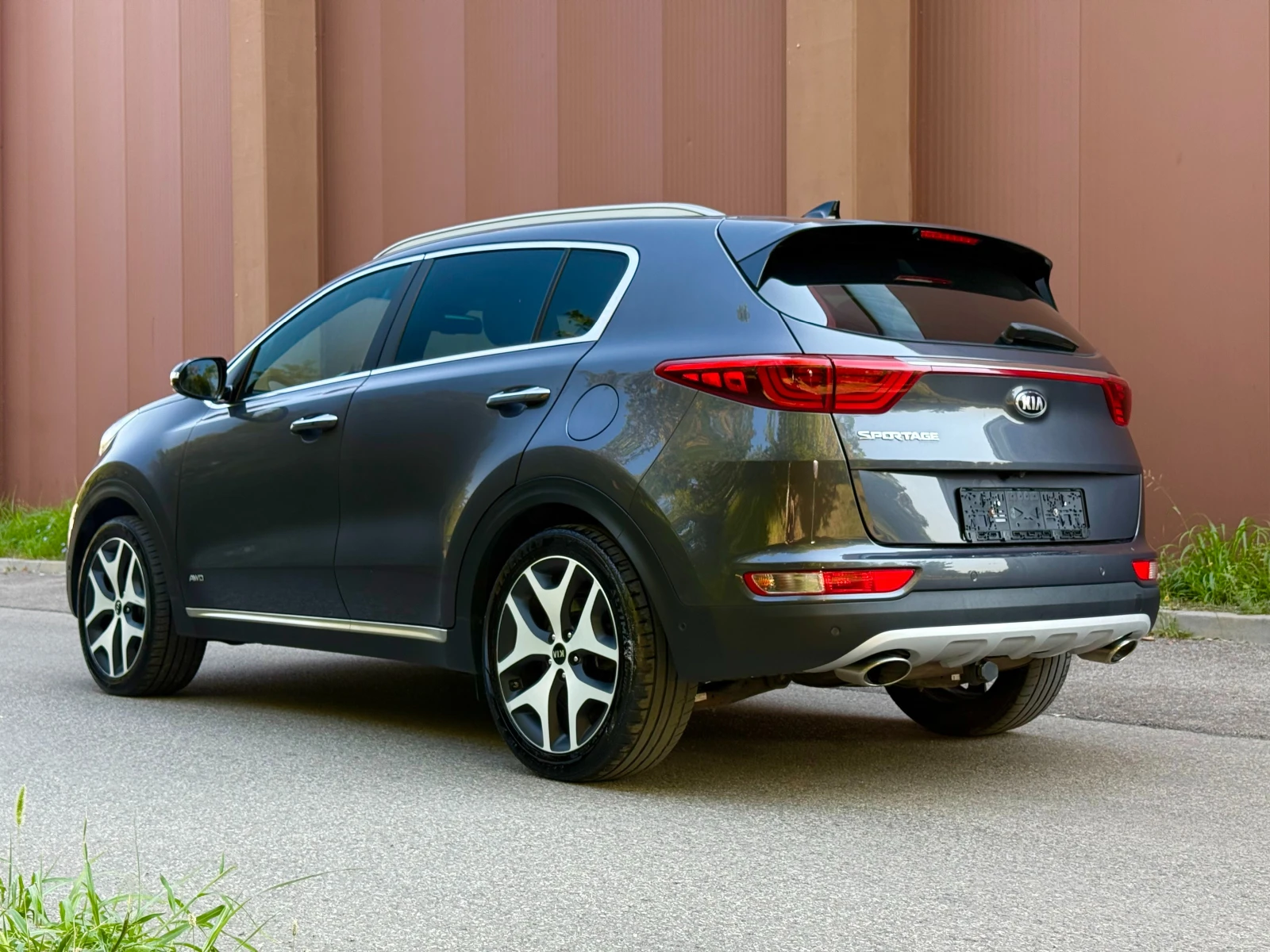 Kia Sportage 2.0D 185к.с. GT-Line ГАРАНЦИЯ 6 МЕСЕЦА ИЛИ 5000КМ, снимка 3 - Автомобили и джипове - 55559511