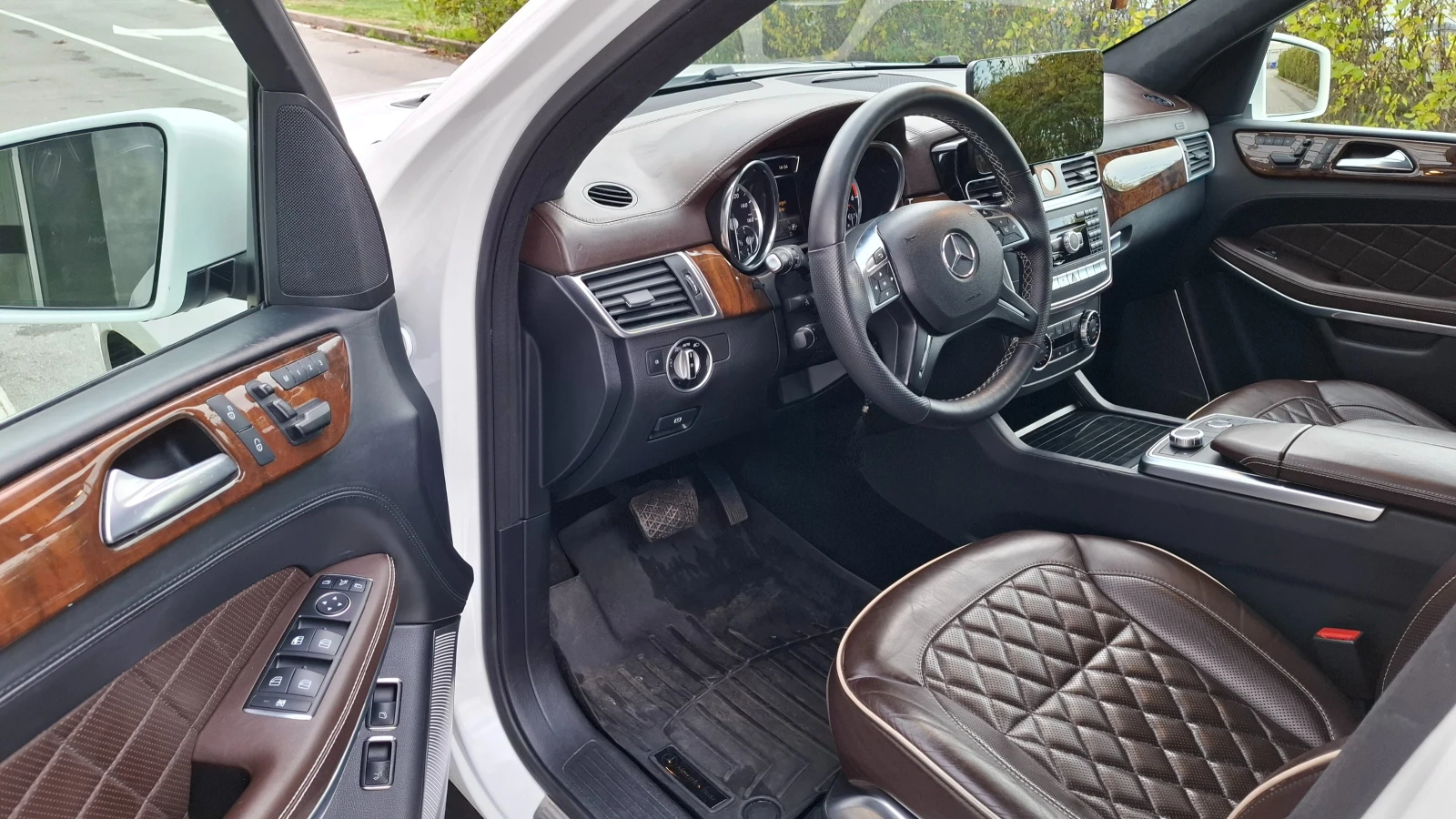 Mercedes-Benz GL 350 AMG Full TOP, снимка 8 - Автомобили и джипове - 56025273