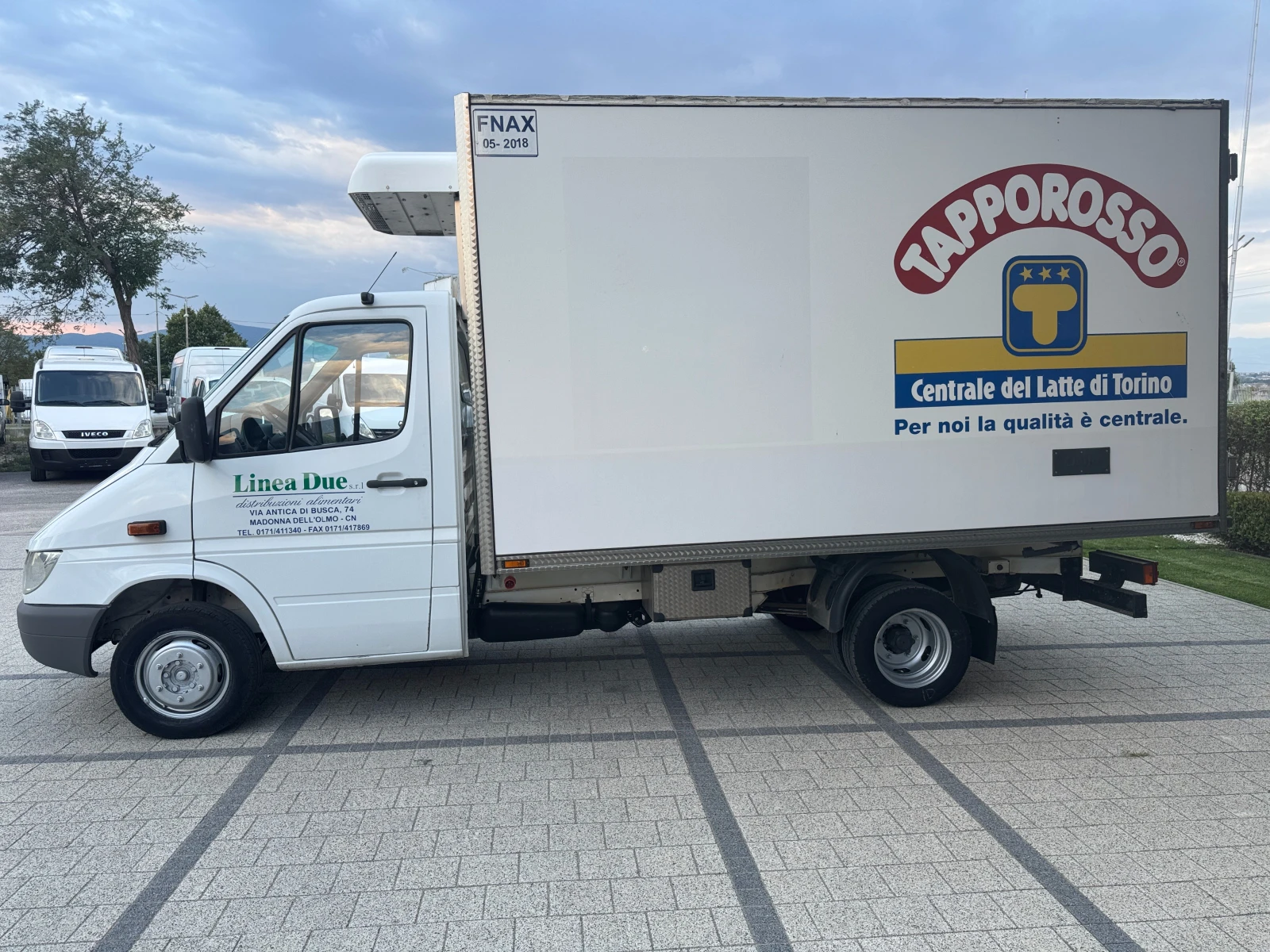 Mercedes-Benz Sprinter 416 CDI Хладилен до 3.5т. 3.67м. Клима - изображение 5