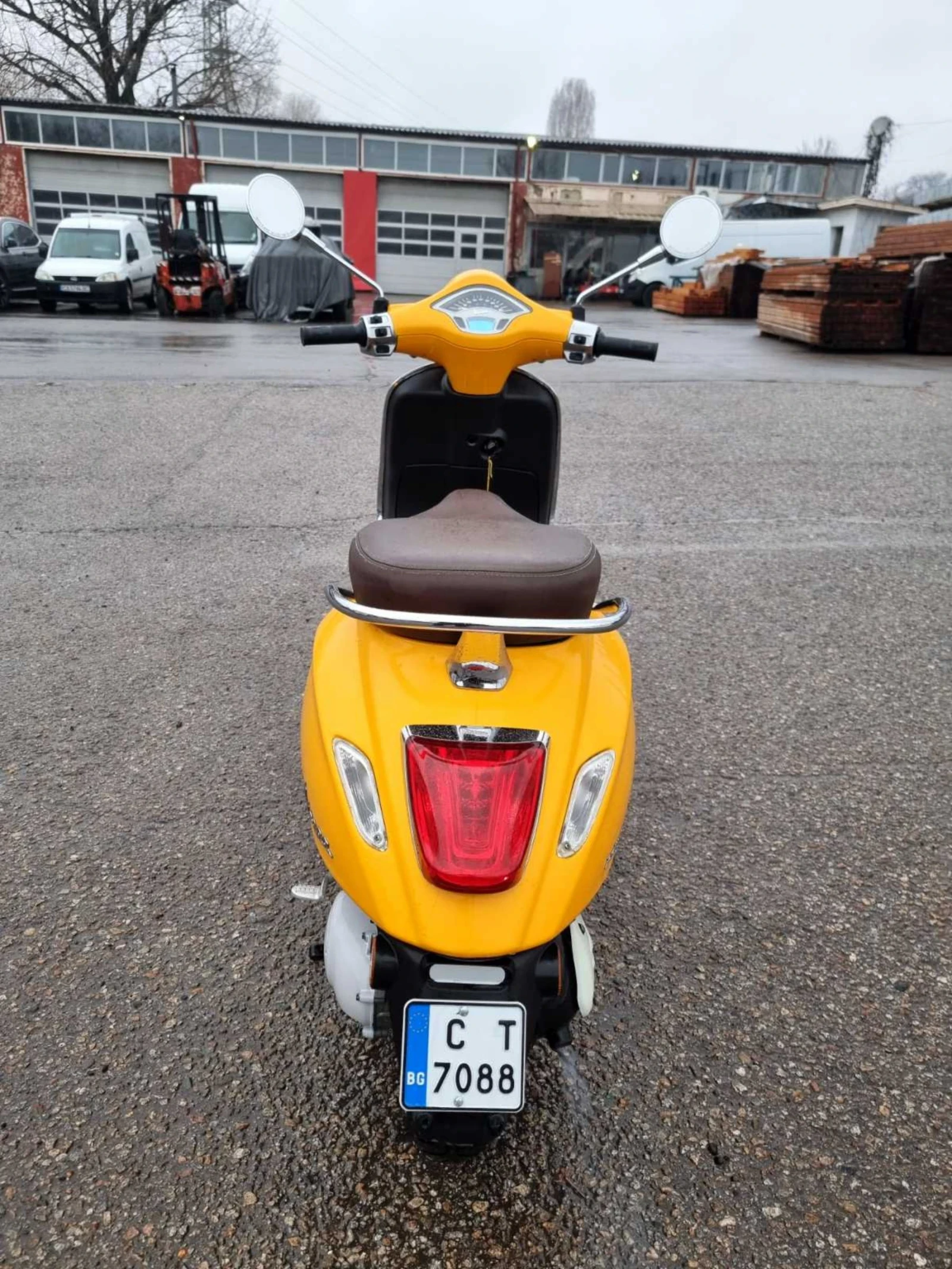 Vespa Primavera 50 2T - изображение 6