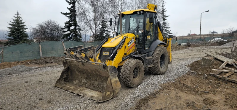 Багер JCB 3CX PRO, снимка 2 - Индустриална техника - 48618320