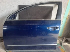 Предна лява врата за Фоксваген Пасат 6 комби, снимка 1