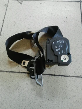 Колан заден десен Мерцедес Ц270 w203 комби