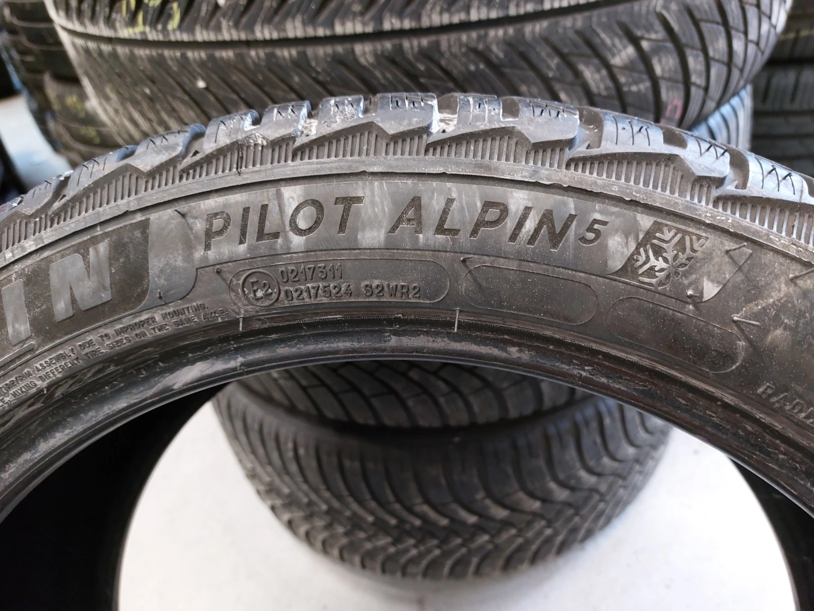  235/45R18 | Mobile.bg   7