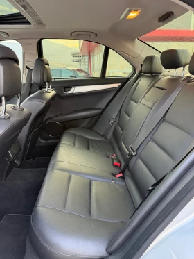 Mercedes-Benz C 200, снимка 12