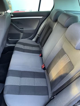 VW Golf INDIVIDUAL EDITION 1.9TDI ЗАПАЗЕН , снимка 15