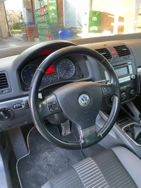 VW Golf INDIVIDUAL EDITION 1.9TDI ЗАПАЗЕН , снимка 8