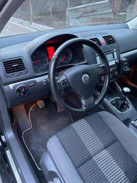 VW Golf INDIVIDUAL EDITION 1.9TDI ЗАПАЗЕН , снимка 7