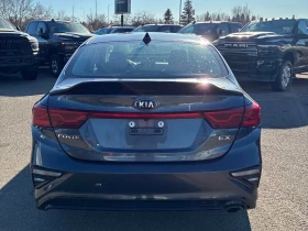 Kia Forte * IVT * CARFAX * ЦЕНА ДО БГ, снимка 4