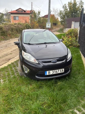 Ford Fiesta 1, 6 газ, снимка 1