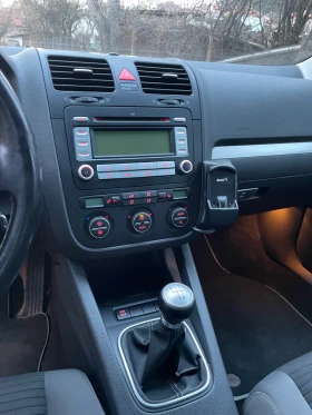 VW Golf INDIVIDUAL EDITION 1.9TDI ЗАПАЗЕН  - 4000 € / 7823.32 лв. - 89569823 12