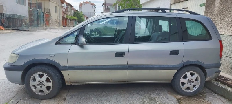 Opel Zafira, снимка 5 - Автомобили и джипове - 45401024