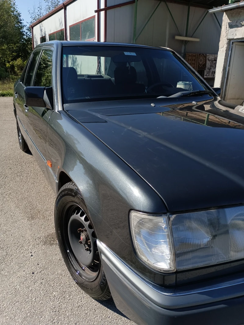 Mercedes-Benz 124 2.0 122 к.с., снимка 4 - Автомобили и джипове - 47095600