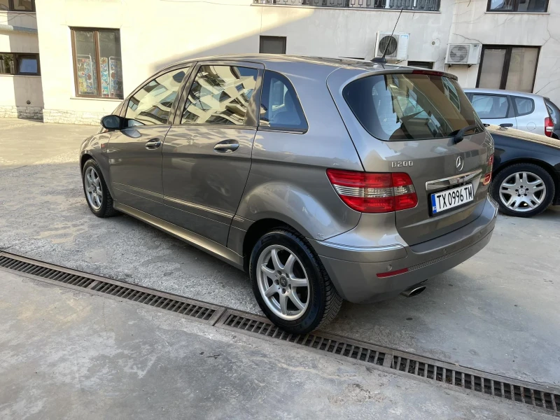 Mercedes-Benz B 200, снимка 6 - Автомобили и джипове - 47185412