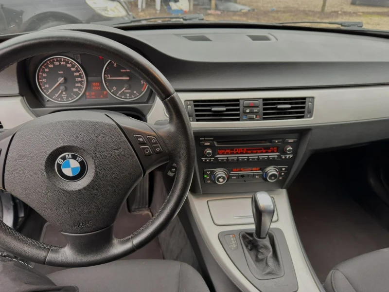 BMW 320 2.0 D AVTOMAT FACE, снимка 11 - Автомобили и джипове - 52043547