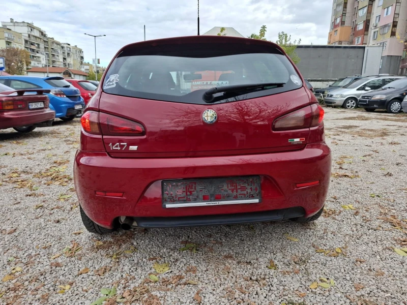 Alfa Romeo 147 1.6 Бензин 120 кс ФЕЙСЛИФТ, снимка 8 - Автомобили и джипове - 52043547