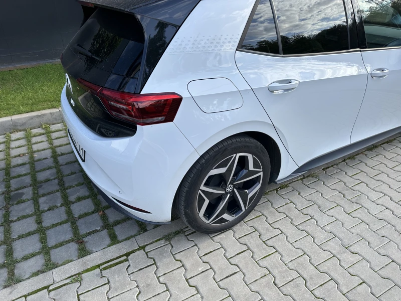 VW ID.3 PURE, снимка 4 - Автомобили и джипове - 53020382