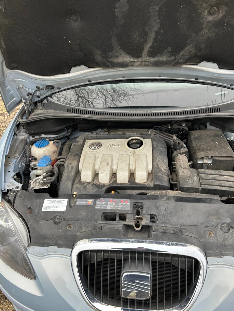 Seat Altea 1.9 тди 105кс, снимка 14 - Автомобили и джипове - 52825138