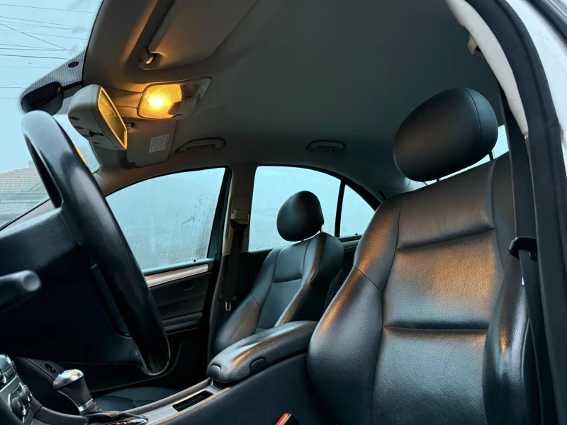 Mercedes-Benz C 220 Avangard Sport, снимка 11 - Автомобили и джипове - 52867500