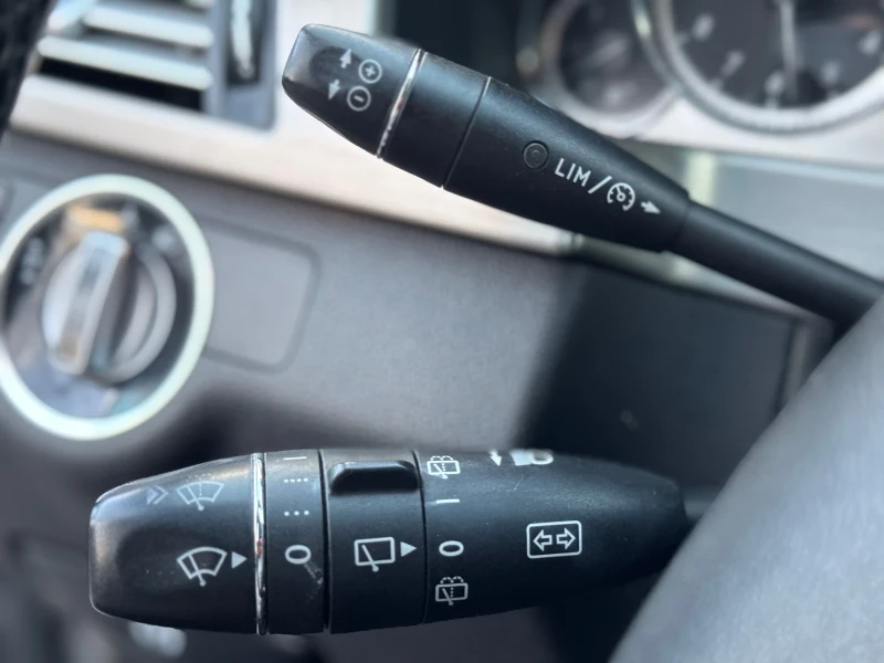 Mercedes-Benz E 350 * 4Matic* 265кс, снимка 13 - Автомобили и джипове - 53514850