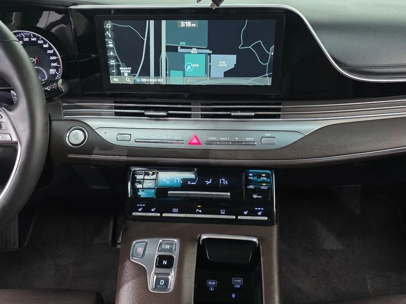 Hyundai Grandeur 2.5 Automatic, снимка 16 - Автомобили и джипове - 56027961