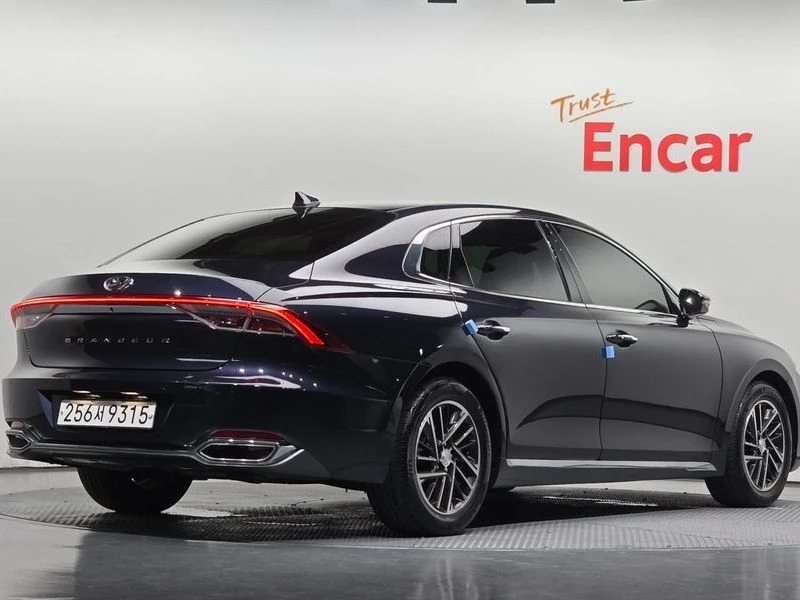 Hyundai Grandeur 2.5 Automatic, снимка 3 - Автомобили и джипове - 56027961