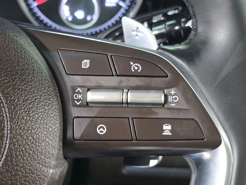 Hyundai Grandeur 2.5 Automatic, снимка 15 - Автомобили и джипове - 56027961