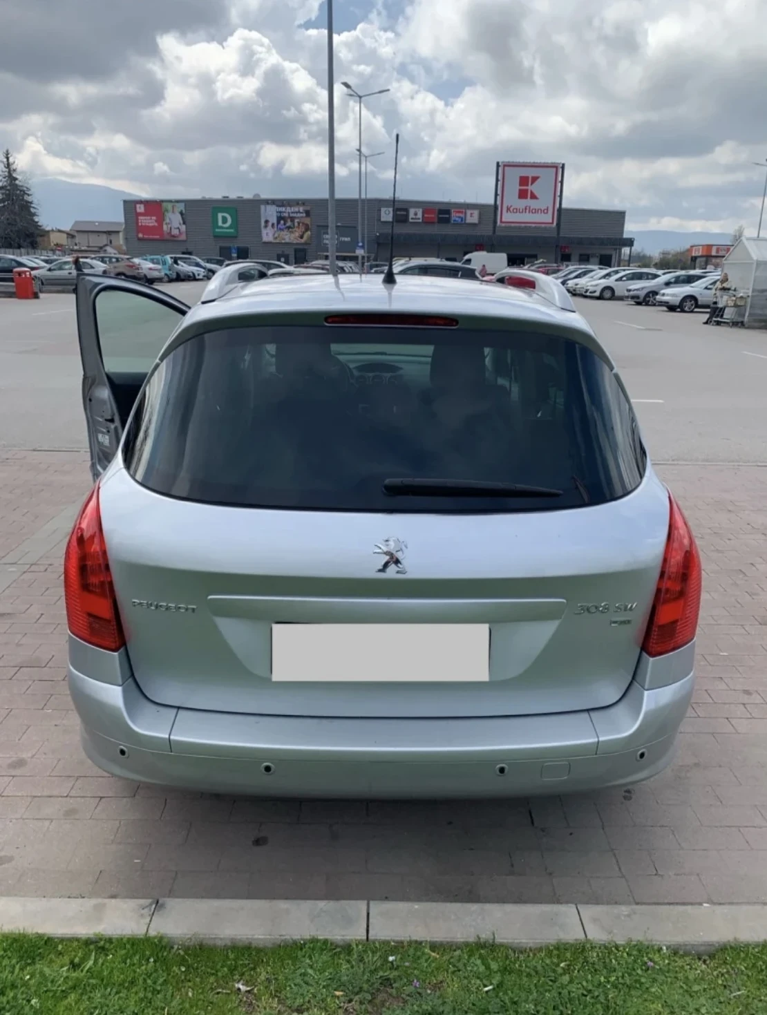 Peugeot 308 1.6 HDI SW - изображение 2