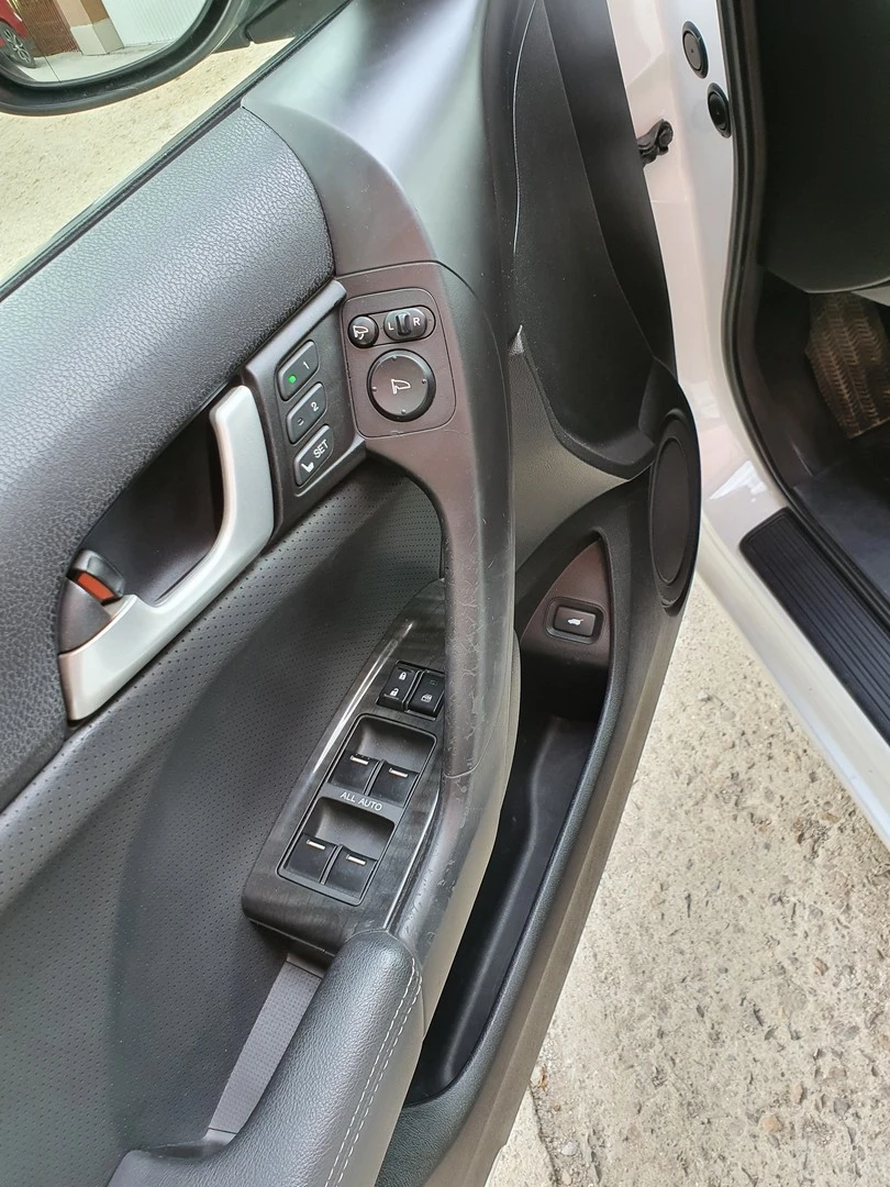 Honda Accord Executive Facelift 2.2 i-DTEC - изображение 8