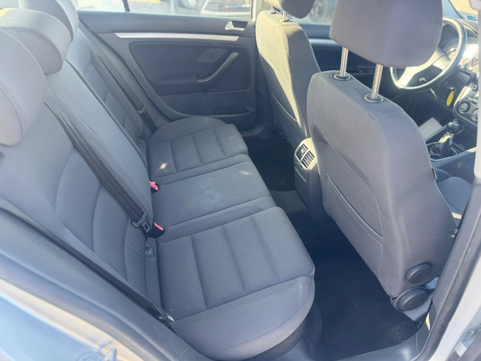 VW Golf 1.9TDI* 6скорости*  - изображение 8