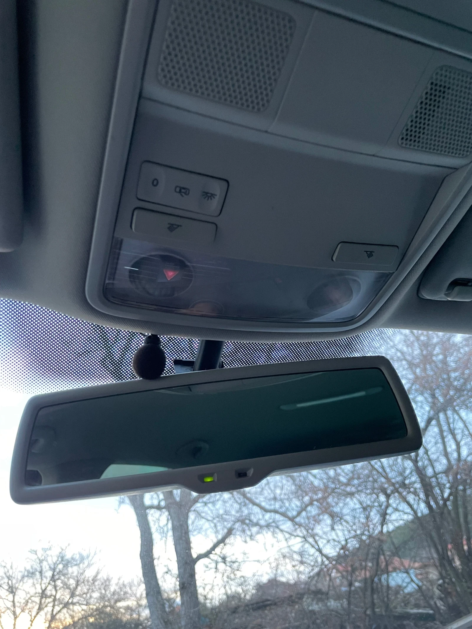 VW Golf INDIVIDUAL EDITION 1.9TDI ЗАПАЗЕН , снимка 15 - Автомобили и джипове - 53774403