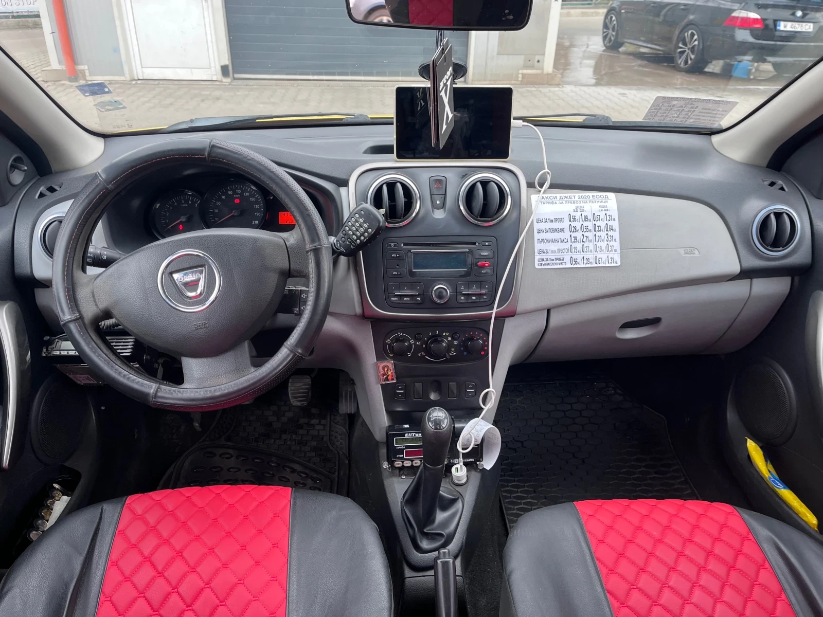 Dacia Sandero, снимка 7 - Автомобили и джипове - 53890269